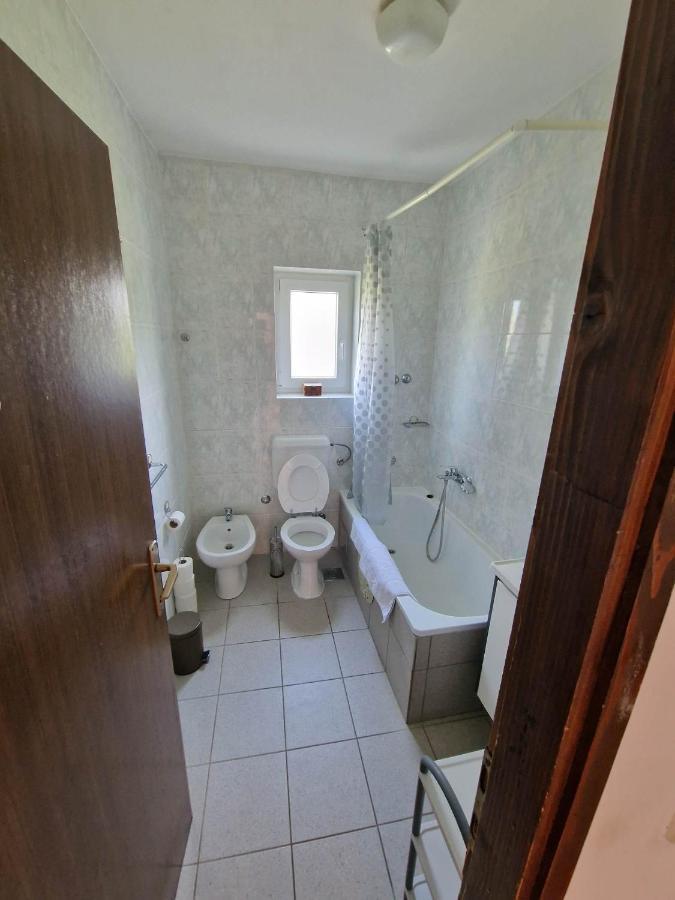 Hotel Sobe I Apartman Vuk Čatrnja Exteriér fotografie